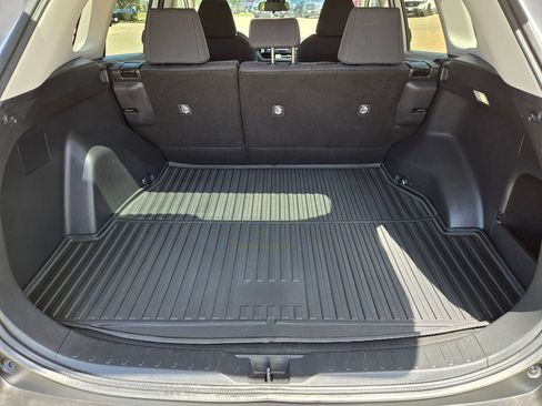 Used 2023 Toyota RAV4 LE FWD image 28
