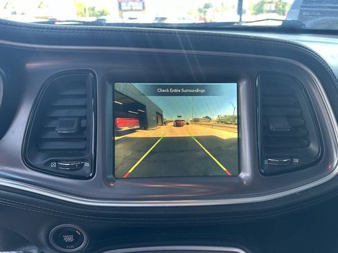 Used 2020 Dodge Challenger SXT w/ Plus Package RWD image 10