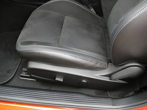 Used 2023 Dodge Challenger R/T Scat Pack image 14