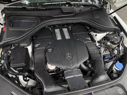 Used 2018 Mercedes-Benz GLS 450 4MATIC image 41