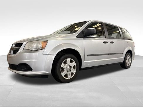 Used 2012 Dodge Grand Caravan American Value Package image 9