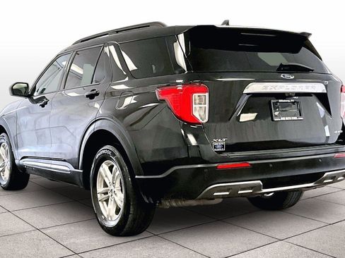 Certified 2022 Ford Explorer XLT w/ Equipment Group 202A image 10