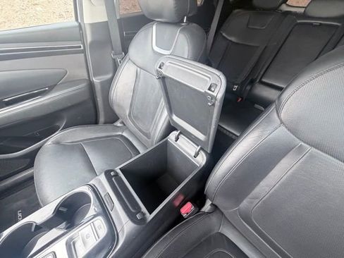 Used 2022 Hyundai Tucson Limited image 18