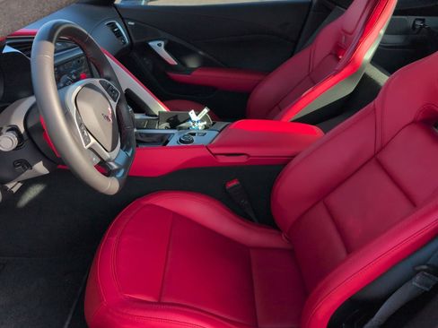 Used 2019 Chevrolet Corvette Stingray Coupe w/ 2LT Preferred Equipment Group image 18