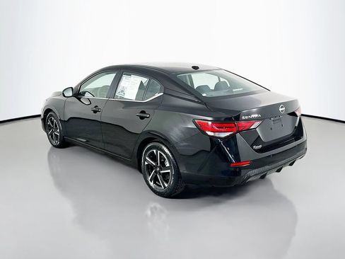 Used 2025 Nissan Sentra SV FWD image 5