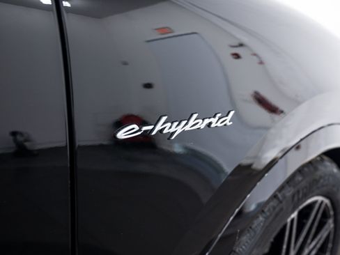 New 2026 Porsche Cayenne E-Hybrid AWD/4WD image 25