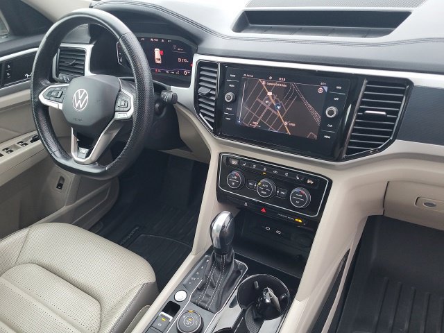Used 2022 Volkswagen Atlas SEL Premium AWD/4WD image 3