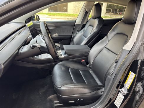 Used 2021 Tesla Model 3 Long Range AWD/4WD image 16