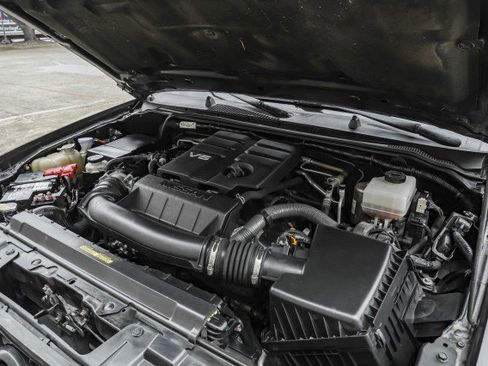 Used 2021 Nissan Frontier SV w/ Midnight Edition Floor Mats image 51