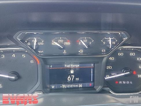 Used 2021 GMC Sierra 1500 AT4 w/ AT4 Value Package AWD/4WD image 5