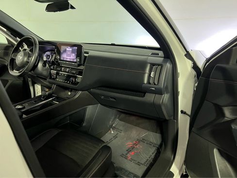 Certified 2024 Nissan Pathfinder Rock Creek AWD/4WD image 28