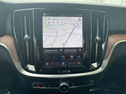 Certified 2025 Volvo V60 B5 Cross Country Plus image 16