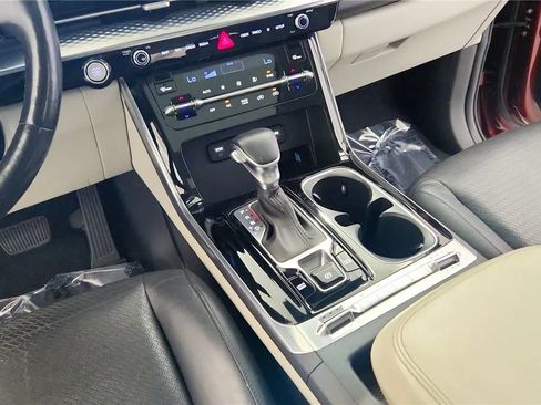 Used 2022 Kia Carnival SX Prestige FWD image 28