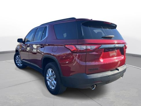 Used 2021 Chevrolet Traverse LT image 8
