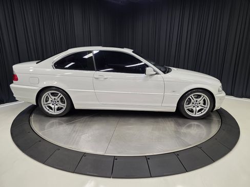 Used 2001 BMW 330Ci Coupe image 12