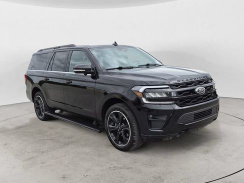 Certified 2023 Ford Expedition Max Limited AWD/4WD image 3