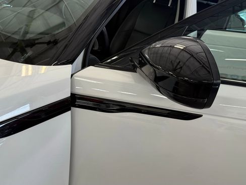 Used 2024 Land Rover Range Rover Velar S image 58