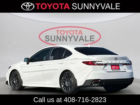 Used 2026 Toyota Camry SE w/ Convenience Package FWD image 7