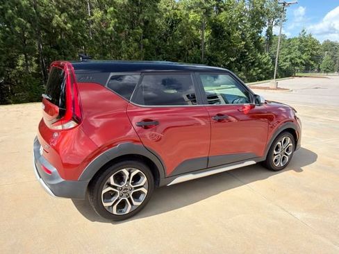 Used 2022 Kia Soul LX FWD image 11
