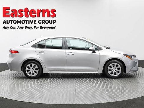 Used 2024 Toyota Corolla LE image 4