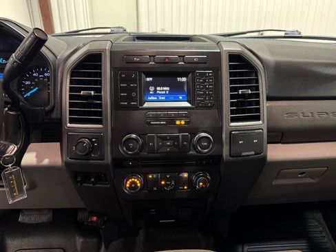 Used 2018 Ford F250 XL w/ Power Equipment Group RWD image 31