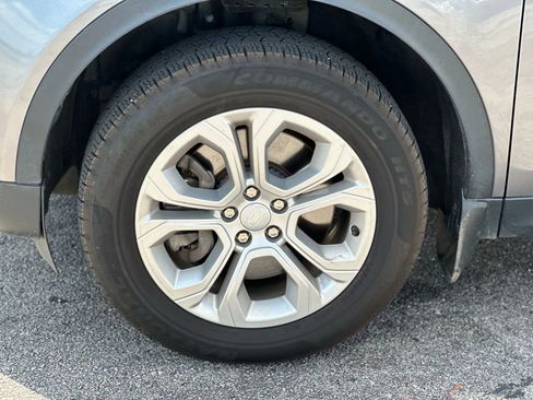 Used 2020 Land Rover Discovery Sport S image 26