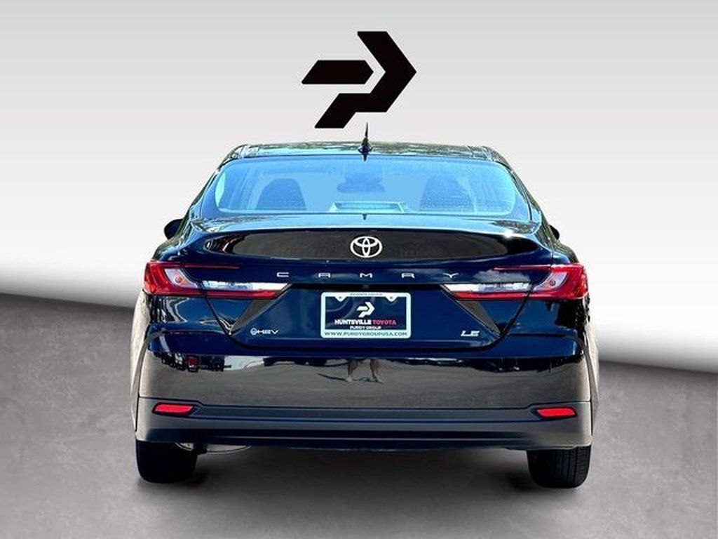 Used 2025 Toyota Camry LE FWD image 7