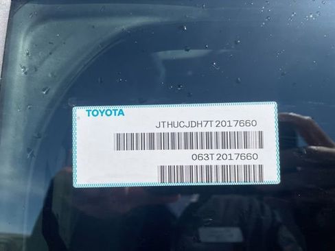 New 2026 Lexus UX 300h AWD image 28