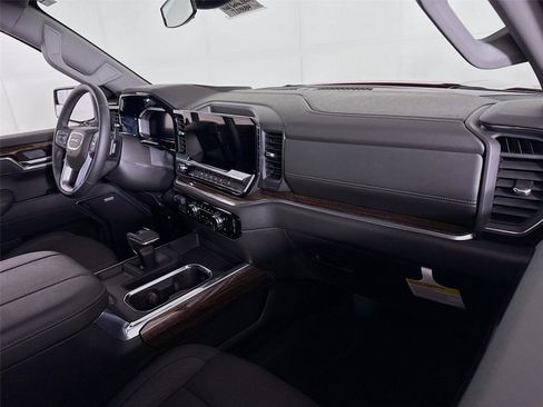New 2026 GMC Sierra 1500 Elevation image 23