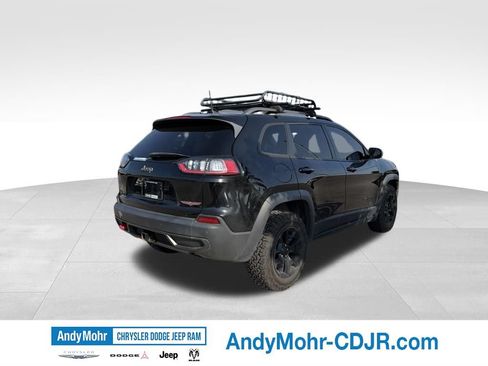 Used 2019 Jeep Cherokee Trailhawk w/ Trailer Tow Group AWD/4WD image 5