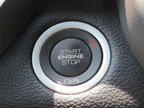 Used 2021 RAM 1500 Big Horn RWD image 26