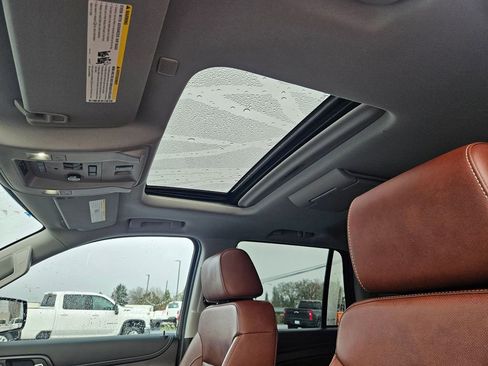 Used 2020 Chevrolet Tahoe Premier w/ Premier Plus Edition image 29