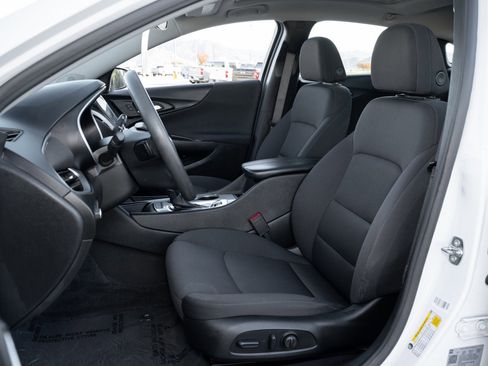 Used 2024 Chevrolet Malibu LT image 64