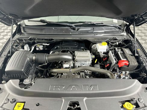 Used 2022 RAM 1500 Laramie AWD/4WD image 35