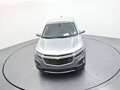Used 2024 Chevrolet Equinox LT FWD image 38