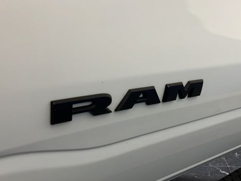 Used 2021 RAM 1500 Big Horn AWD/4WD image 38