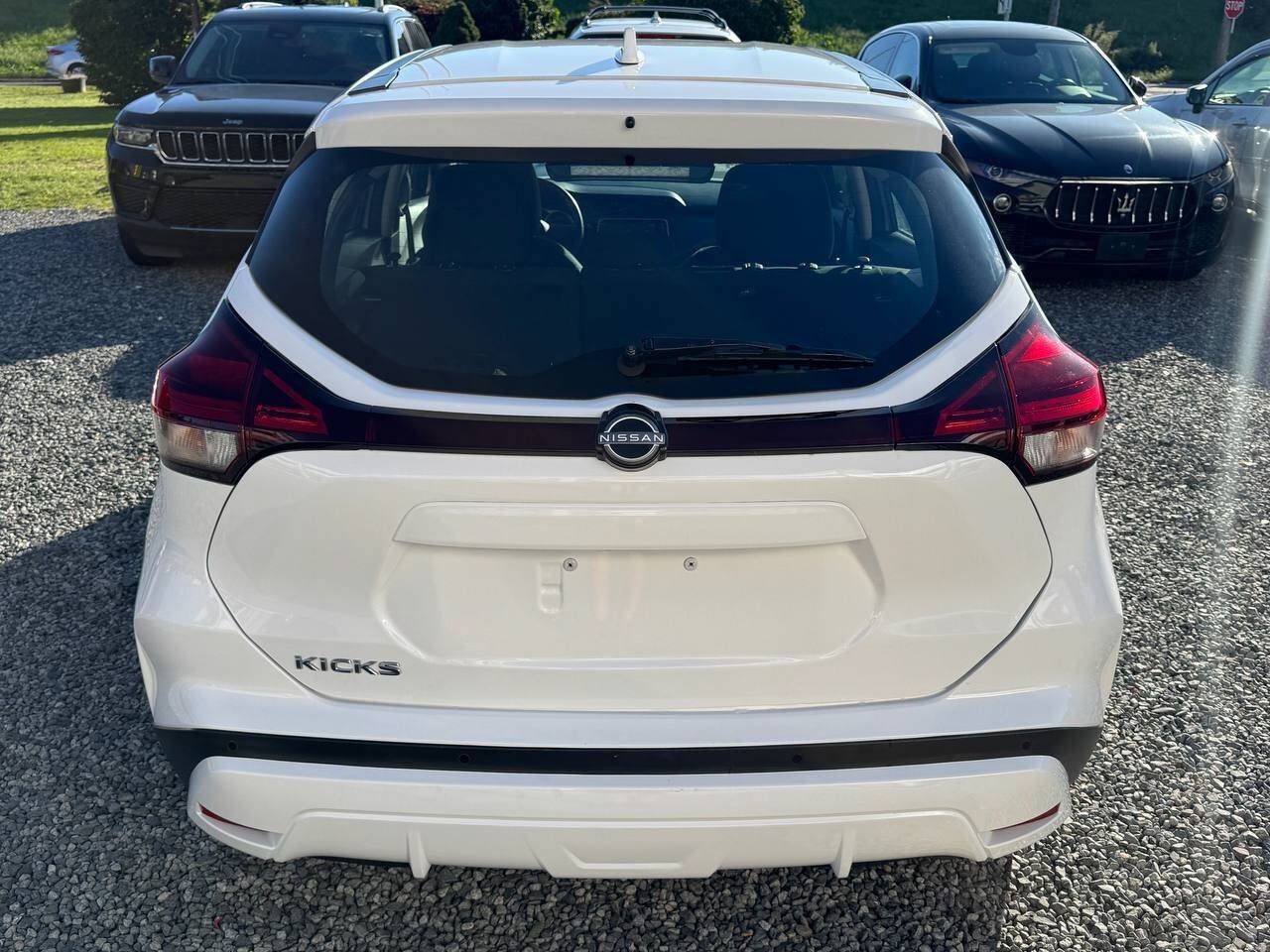Used 2024 Nissan Kicks S FWD image 6