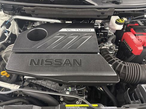 Used 2023 Nissan Rogue SL w/ SL Premium Package image 35