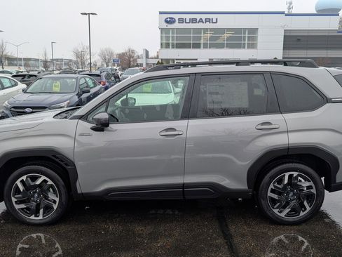 New 2025 Subaru Forester Premium image 4