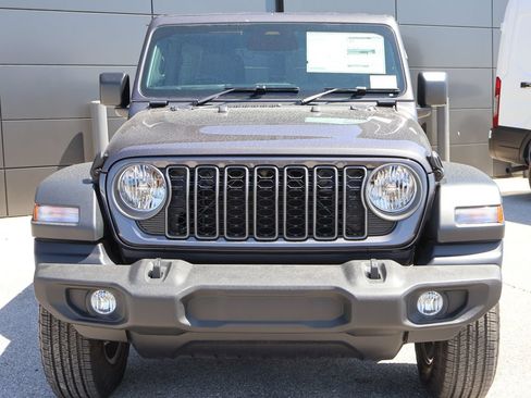 New 2026 Jeep Wrangler Unlimited Sport w/ Convenience Group AWD/4WD image 7
