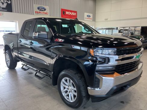 Used 2019 Chevrolet Silverado 1500 LT w/ All-Star Edition image 3