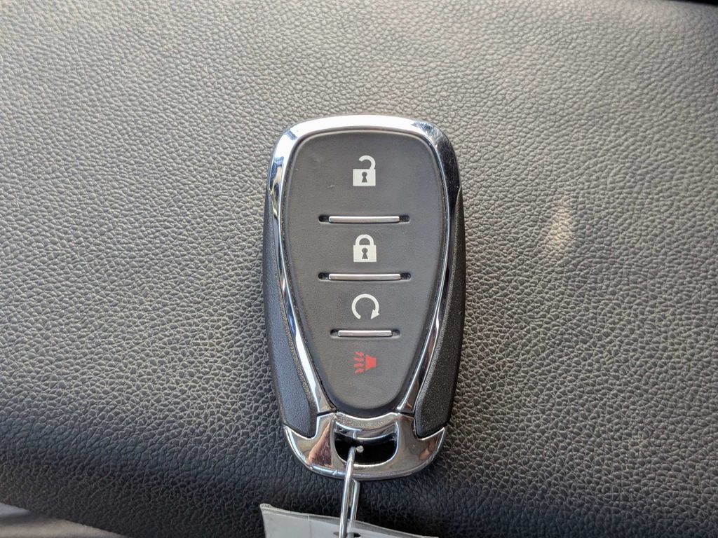 Used 2025 Chevrolet TrailBlazer LT FWD image 27