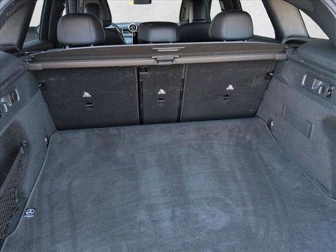 Used 2024 Mercedes-Benz GLC 300 4MATIC image 18