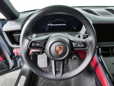 Certified 2024 Porsche Panamera 4 AWD/4WD image 8