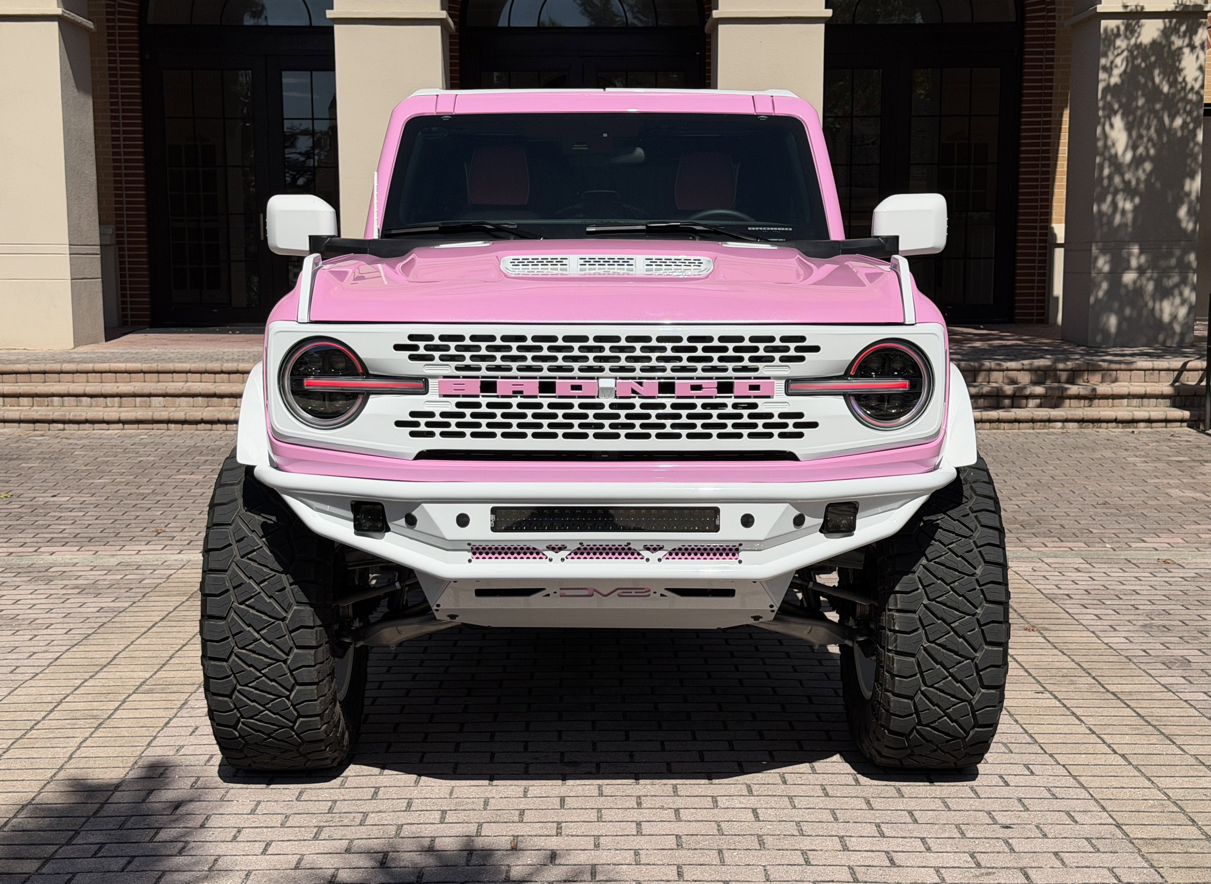 Used 2025 Ford Bronco Outer Banks AWD/4WD image 8