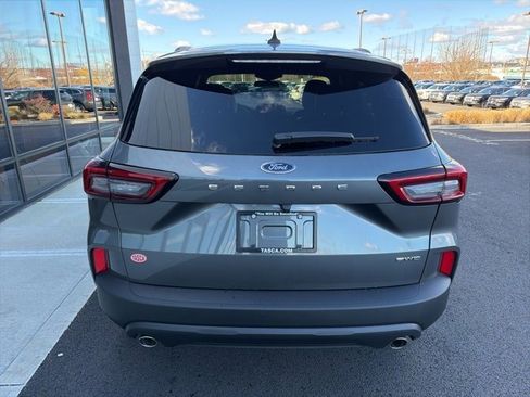 New 2026 Ford Escape ST-Line w/ Cold Weather Package image 4