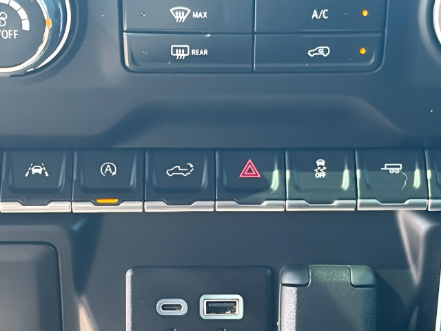 Used 2023 Chevrolet Silverado 1500 Custom RWD image 27