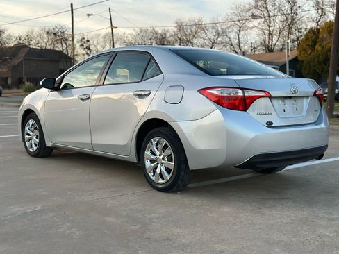 Used 2015 Toyota Corolla LE image 7