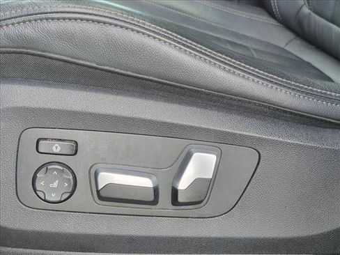 Used 2020 BMW X5 sDrive40i w/ M Sport Package RWD image 4
