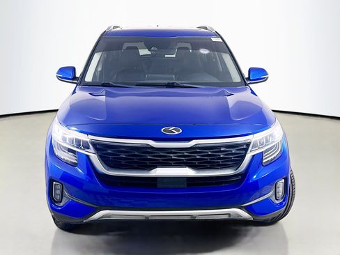Used 2021 Kia Seltos SX w/ SX Sunroof Package AWD/4WD image 2